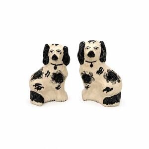 Possible Antique Victorian Staffordshire Spaniel Mantel Dogs Pair 6" England